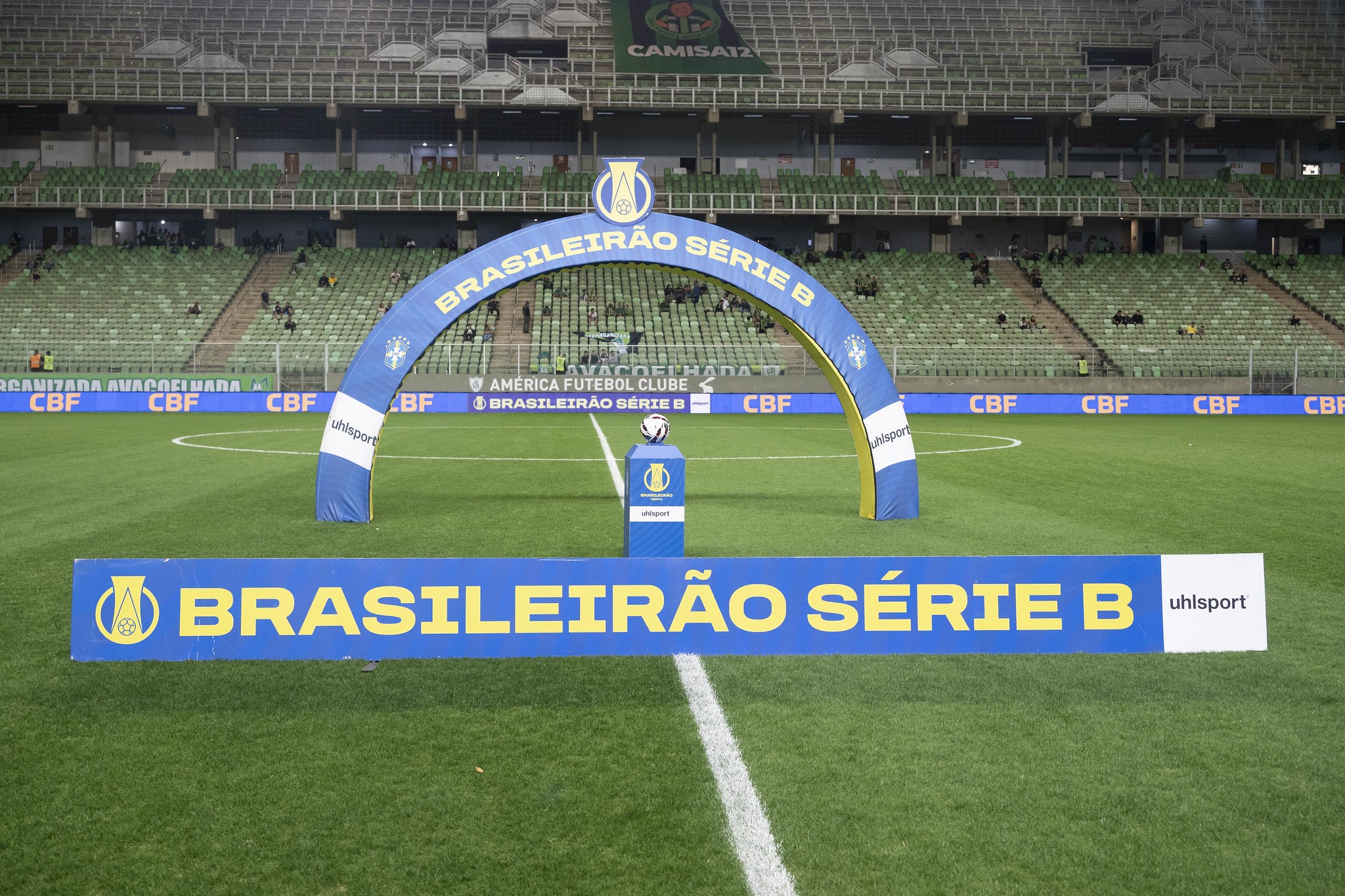 América-MG e Operário se enfrentam pela Série B do Campeonato Brasileiro