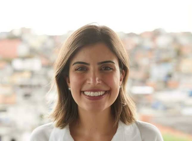 Tabata Amaral apresenta propostas e é reeleita em São Paulo