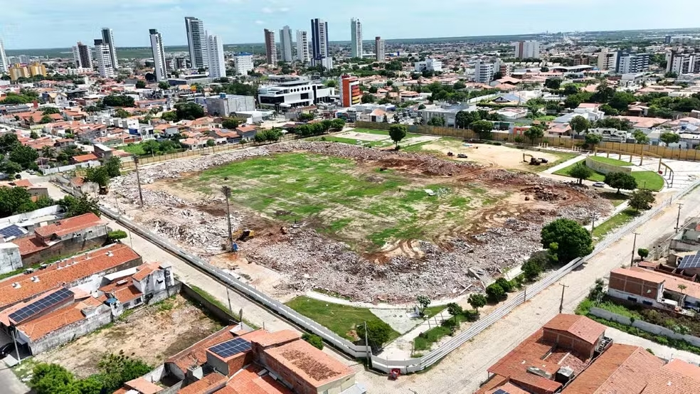 Demolição do Nogueirão em Mossoró abre espaço para nova arena