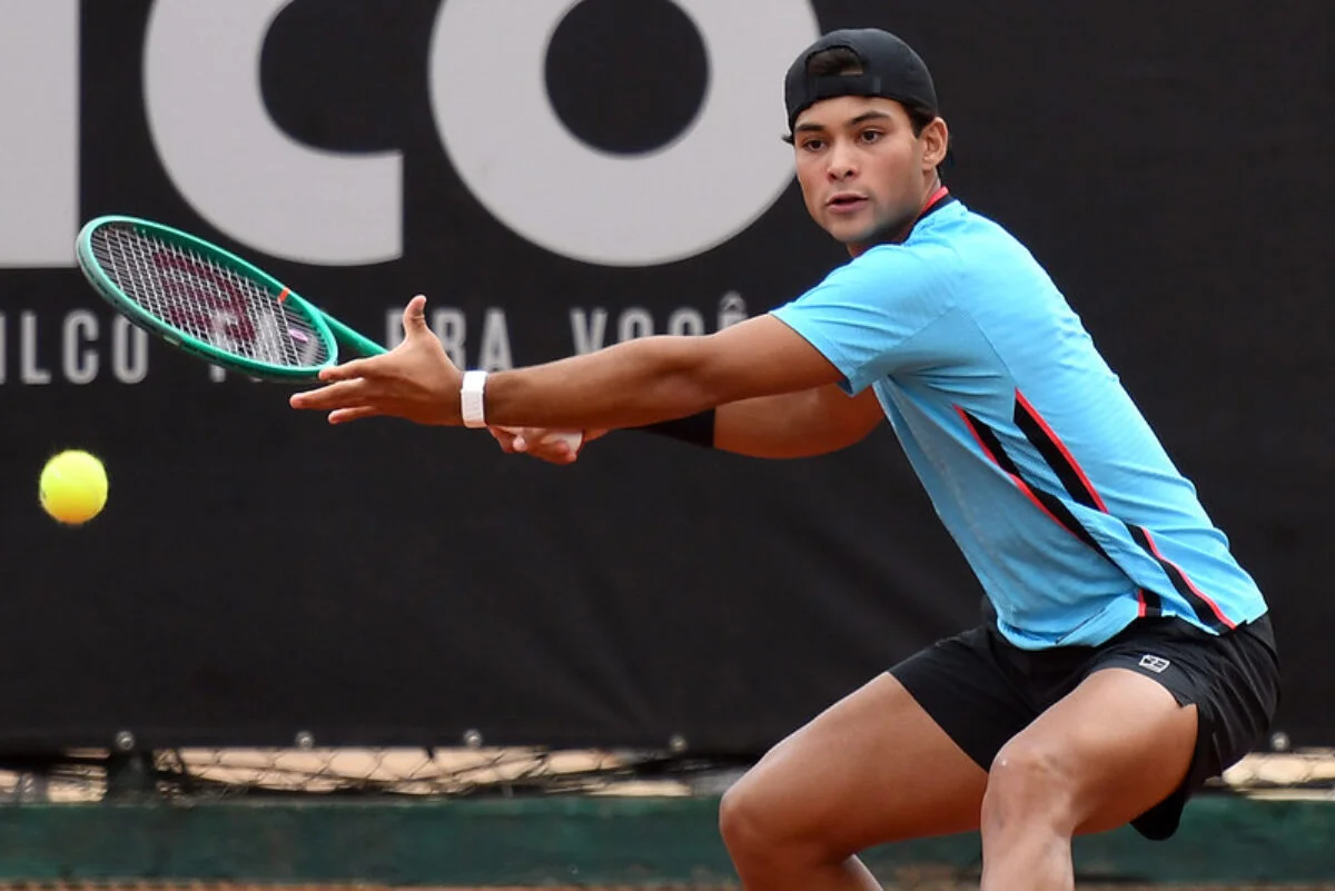 Hugo Dellien vence e enfrentará Guto Miguel no Bolivia Open