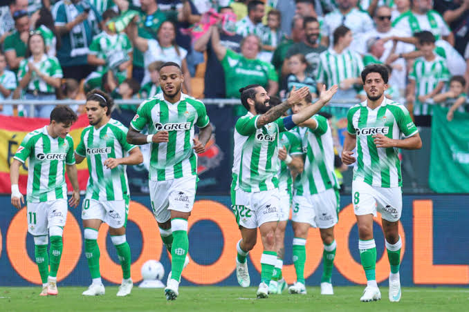 Real Betis vence o Osasuna por La Liga com atuação de destaque de Isco