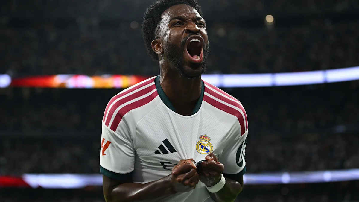Real Madrid vence Villarreal por 1 a 0 e Vini Jr. é expulso