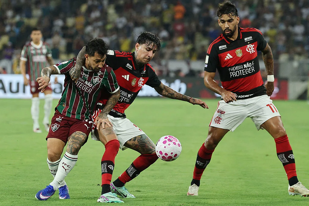Polêmica no Fla-Flu: Fluminense reclama da arbitragem e Pulgar é defendido por Jardim
