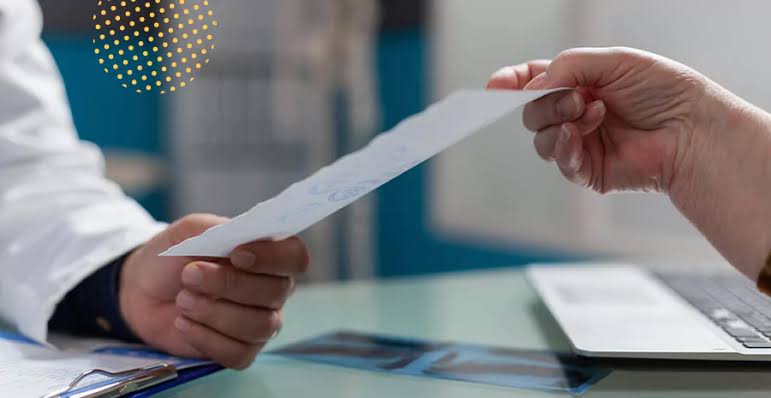 Feriados e licenças médicas: regras e impactos recentes