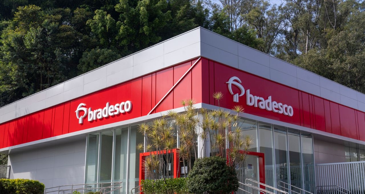 Bradesco renova recompra de ações e registra lucro de R$ 7,1 bi