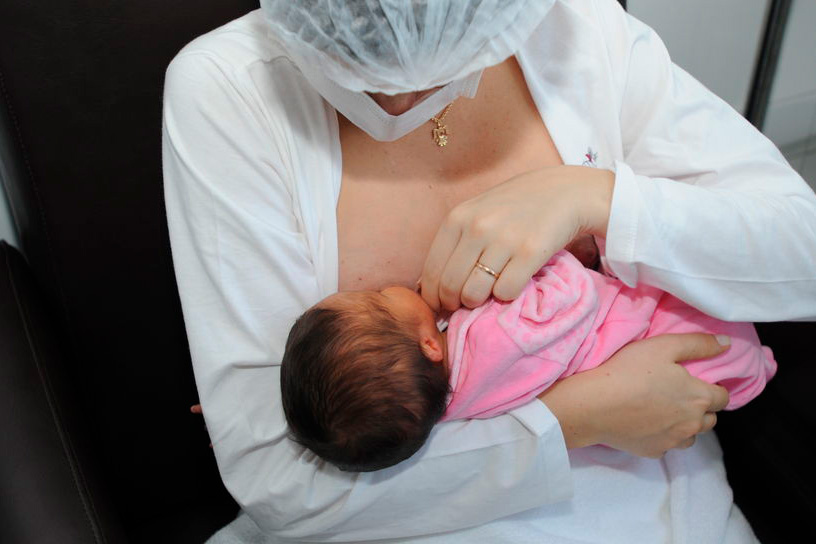 Paraná amplia rastreio nutricional e supera meta de aleitamento materno