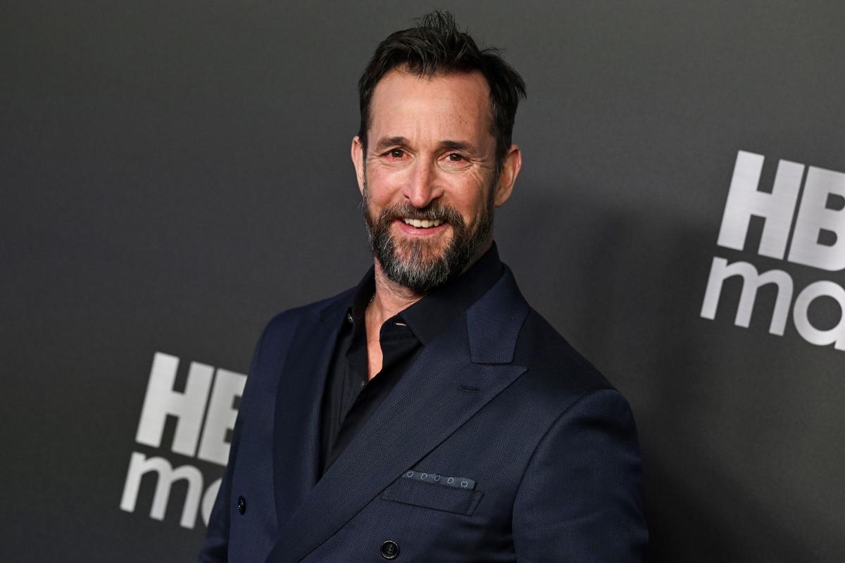 Ator Noah Wyle é eleito o homem mais sexy do mundo pela revista People