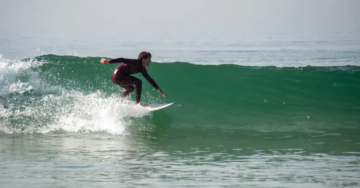 Gabriel Medina e Griffin Colapinto decidem o título da etapa de Peniche