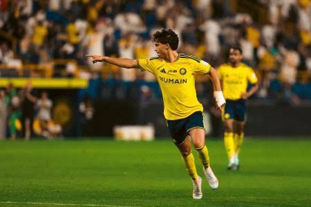 Al Nassr vence o Neom pelo Campeonato Saudita com gol de João Félix