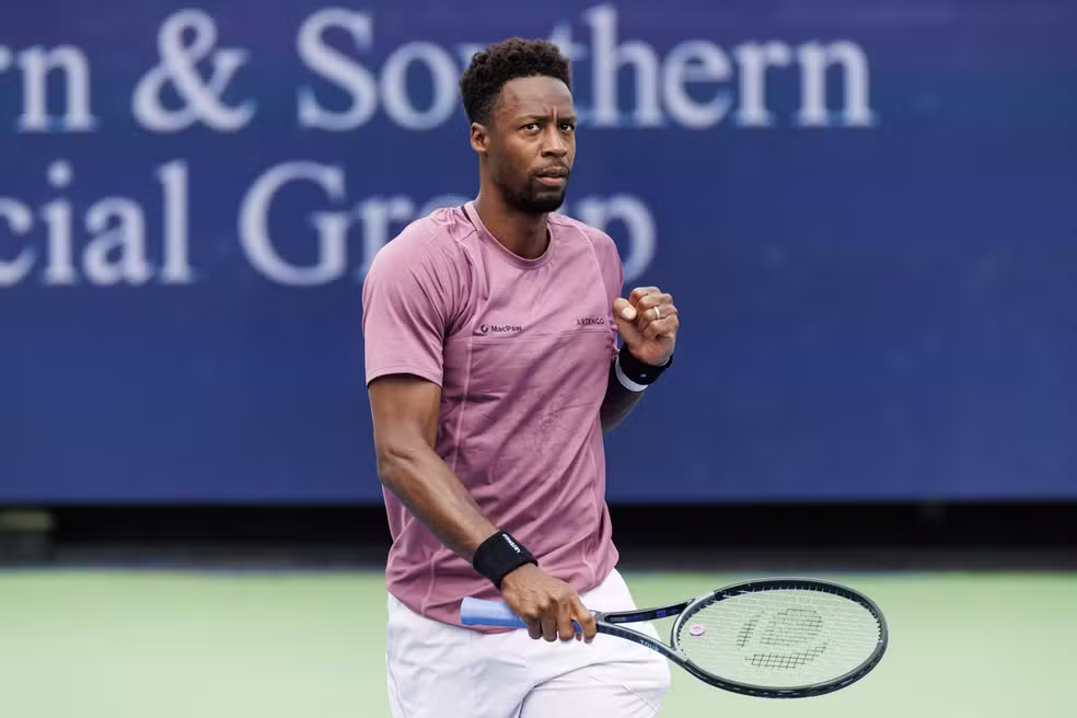 Tenista Gael Monfils antecipa aposentadoria após fim de casamento