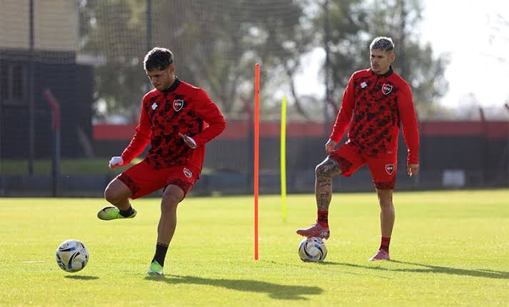 Kudelka fala sobre futuro no Newell's Old Boys após vitória