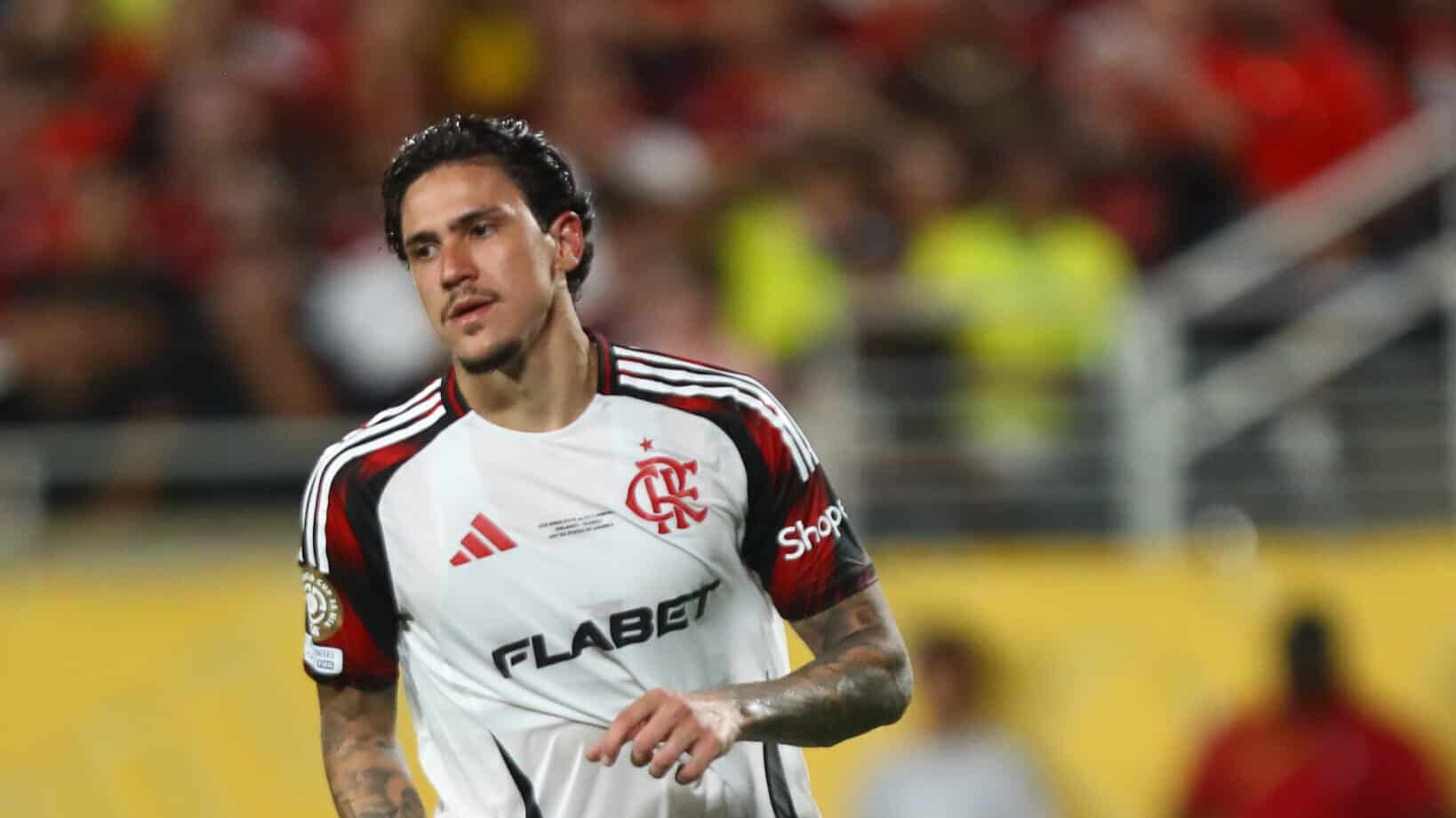 Atacante Pedro vive jejum de gols em fases decisivas pelo Flamengo