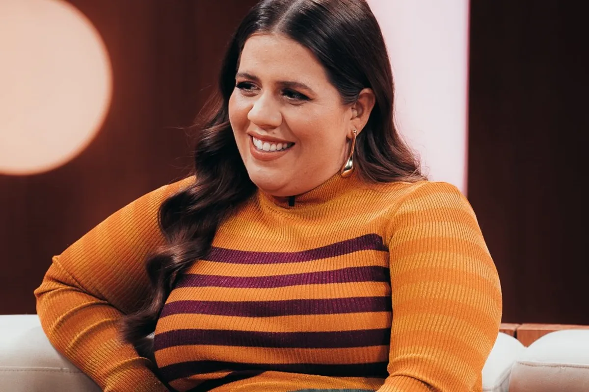 Tati Machado se despede do Saia Justa na reta final da gravidez
