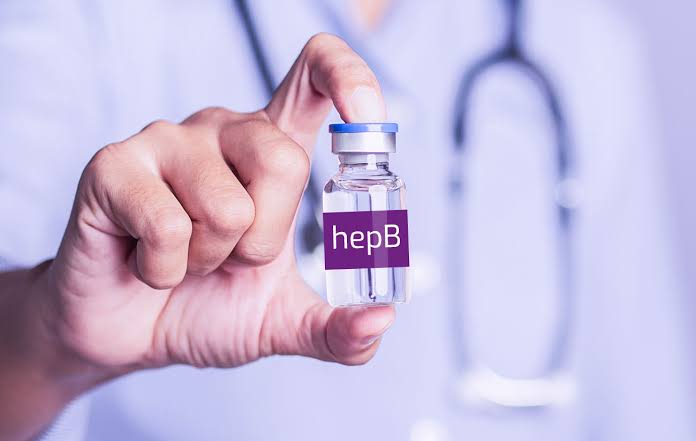 Novas diretrizes de vacina contra hepatite B geram alerta