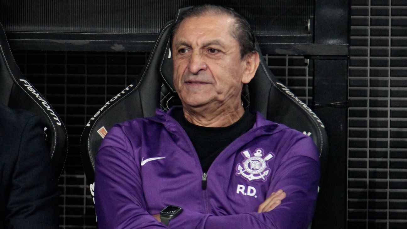 Corinthians define Ramón Díaz como favorito para o cargo de técnico