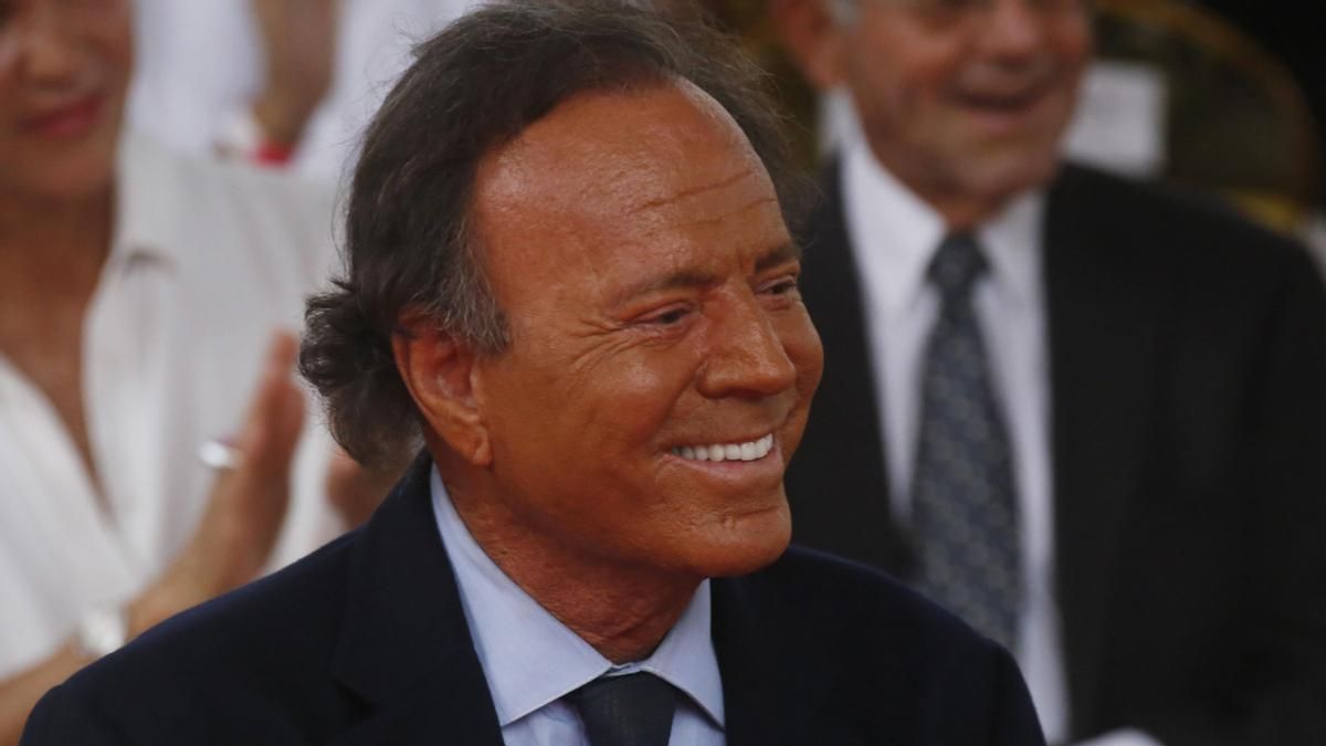 Fiscalia espanhola avalia investigacao contra Julio Iglesias
