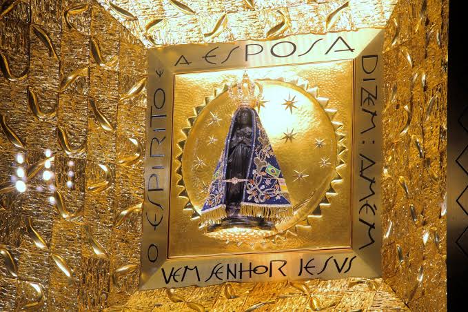 Feriado de Nossa Senhora Aparecida altera rotina de serviços no país