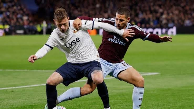 Aston Villa vence o Viking por 3 a 1 pela Liga dos Campeões