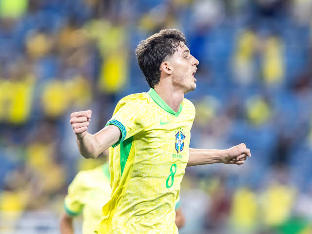 Novas promessas do futebol brasileiro ganham destaque no cenário nacional