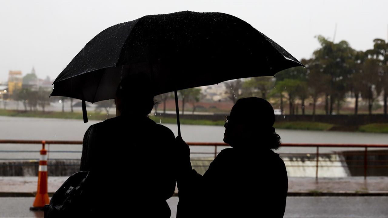 Massa de ar polar traz frio intenso e mínimas de até 2°C ao Sul do país