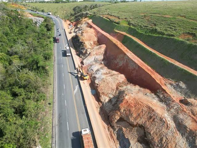 Obras e interdições na BR-101 exigem atenção de motoristas