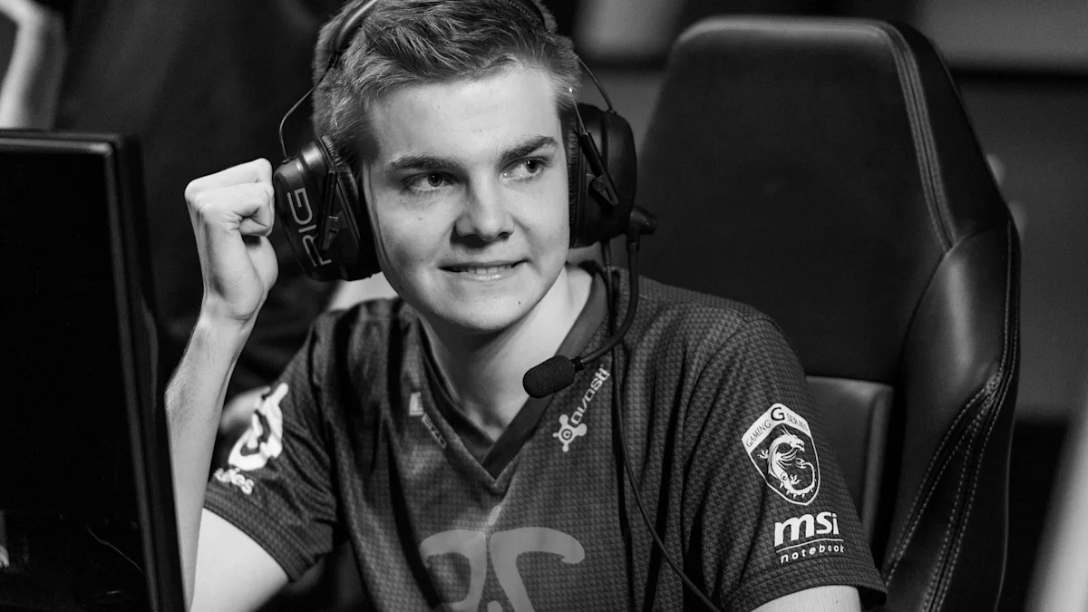 Lauri "Cyanide" Happonen, lenda do League of Legends, morre aos 31 anos