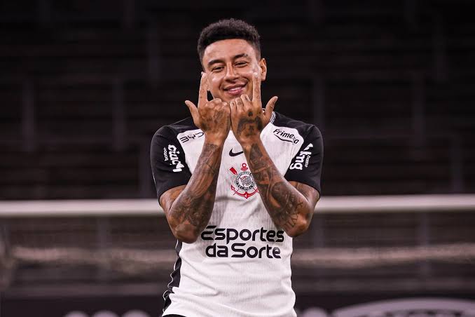 Jesse Lingard é titular em duelo do Corinthians contra o Vitória na Neo Química Arena