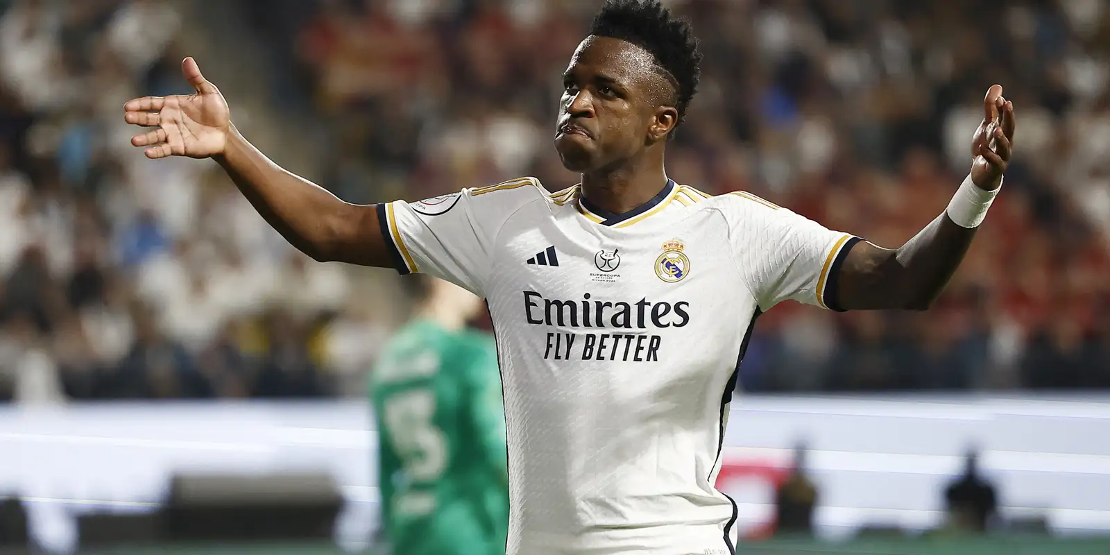 Vini Jr. promove festa particular com jogadores do Real Madrid em Madri
