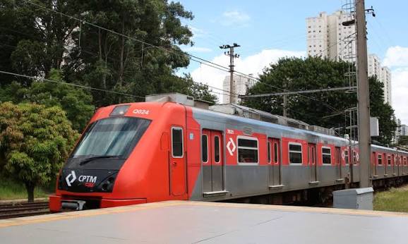 Linha 11-Coral da CPTM opera com lentidão nesta sexta-feira