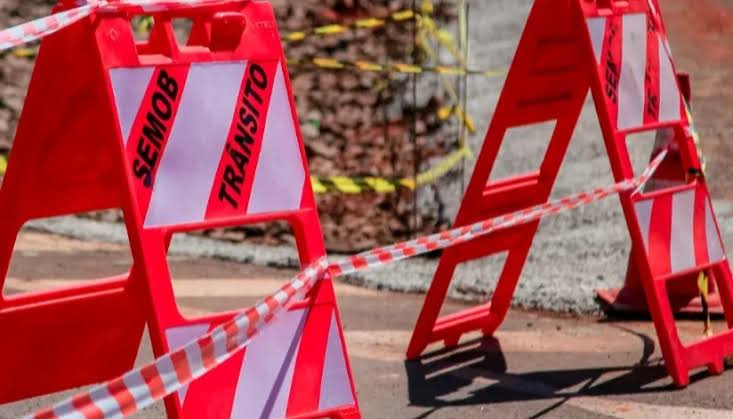 Obras públicas e projetos de infraestrutura afetam serviços e trânsito