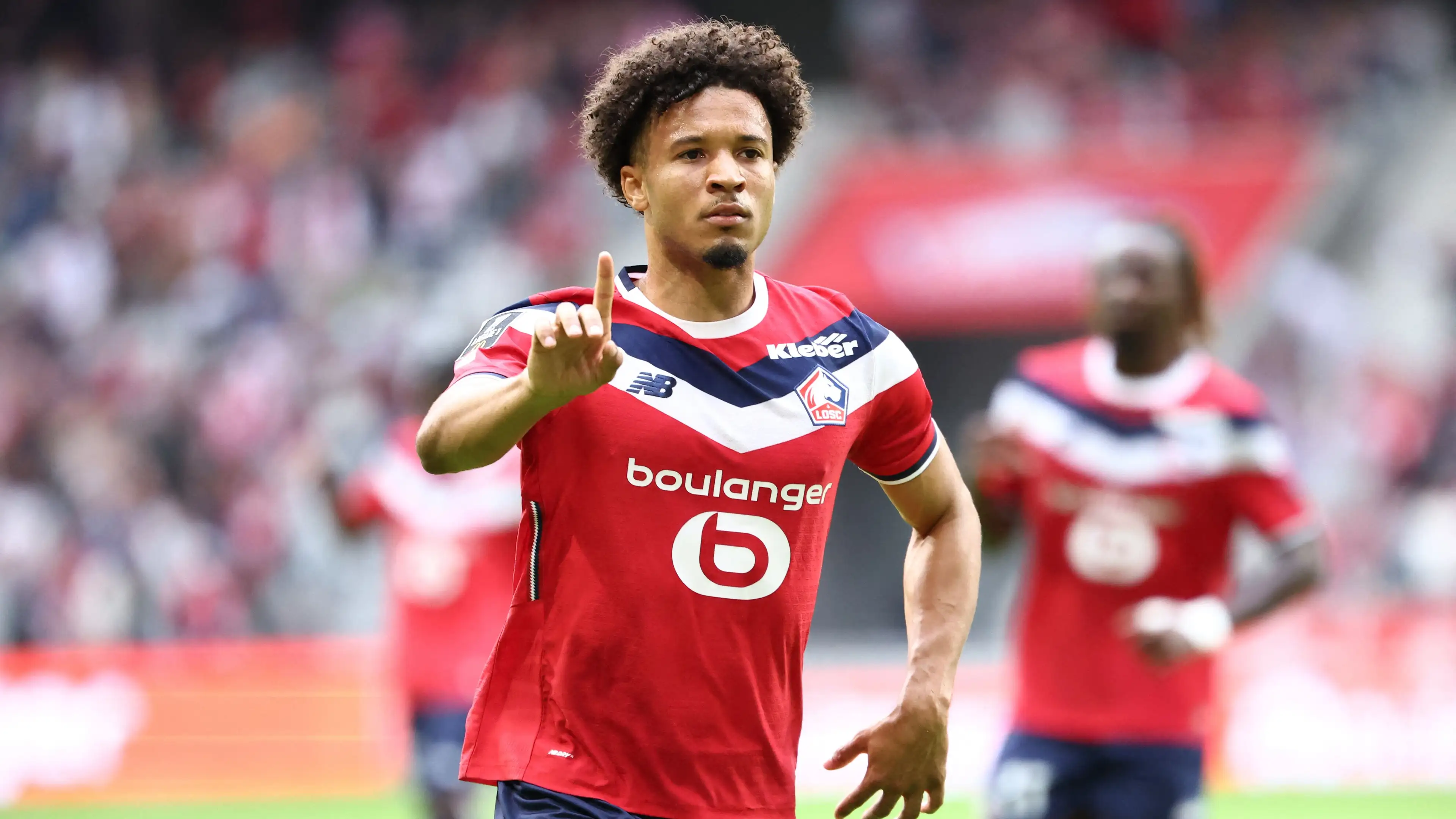 Lille avalia medidas legais após lesão de Tiago Santos
