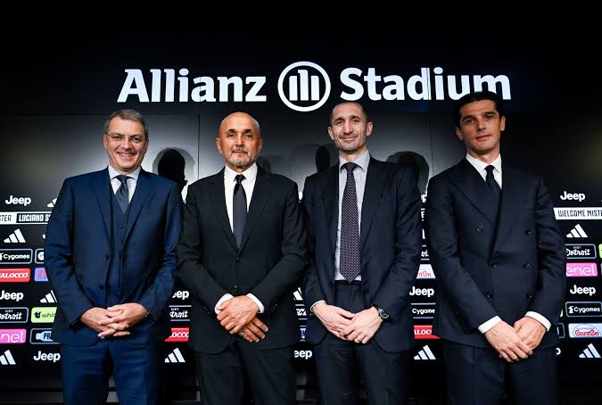 CEO da Juventus admite erros passados e projeta temporada