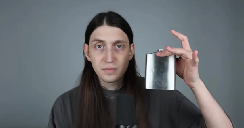 Influenciador Felca relata dependência de álcool e fobia social