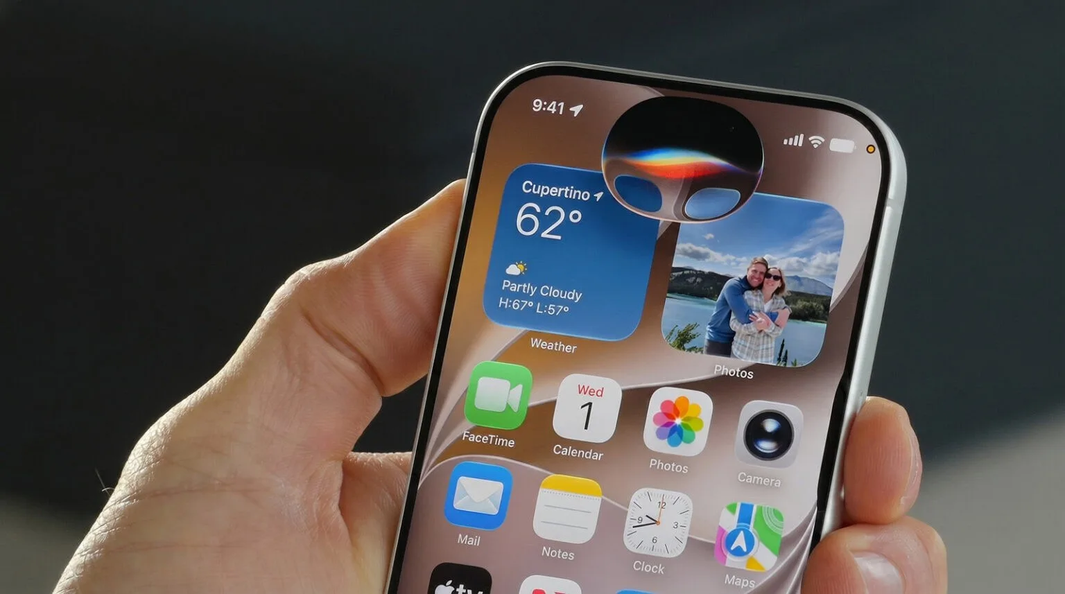 Apple libera iOS 27.2 com Siri AI em português do Brasil