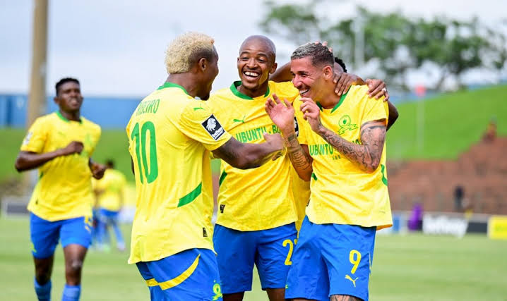 Mamelodi Sundowns goleia Richards Bay e mantém liderança no Campeonato Sul-Africano
