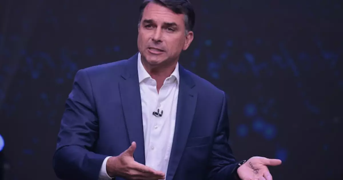 TSE manda retirar áudio falso sobre mesários do canal "Tropa do Flávio"
