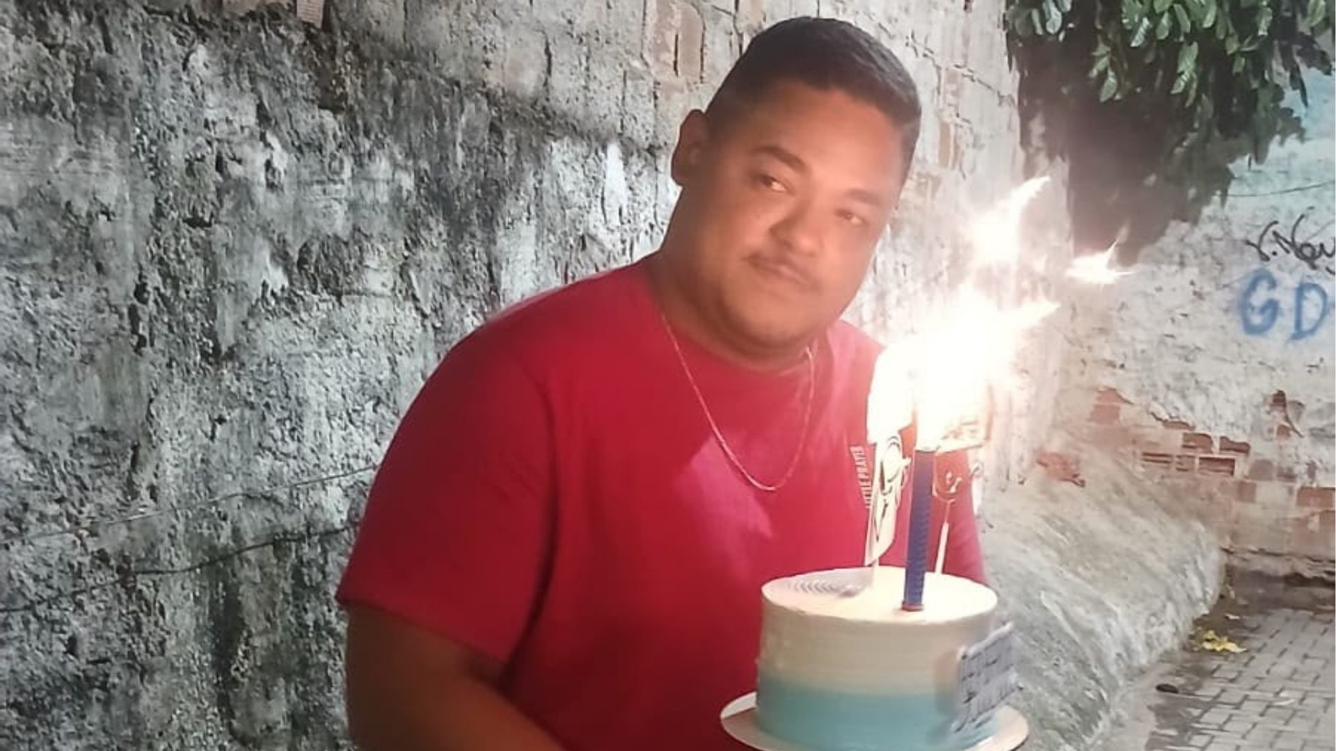 Grave acidente no Recife deixa motociclista morto e duas pessoas feridas