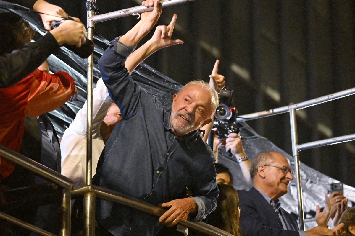 Lula destaca desempenho de aliados e cita Rafael Fonteles após reeleição