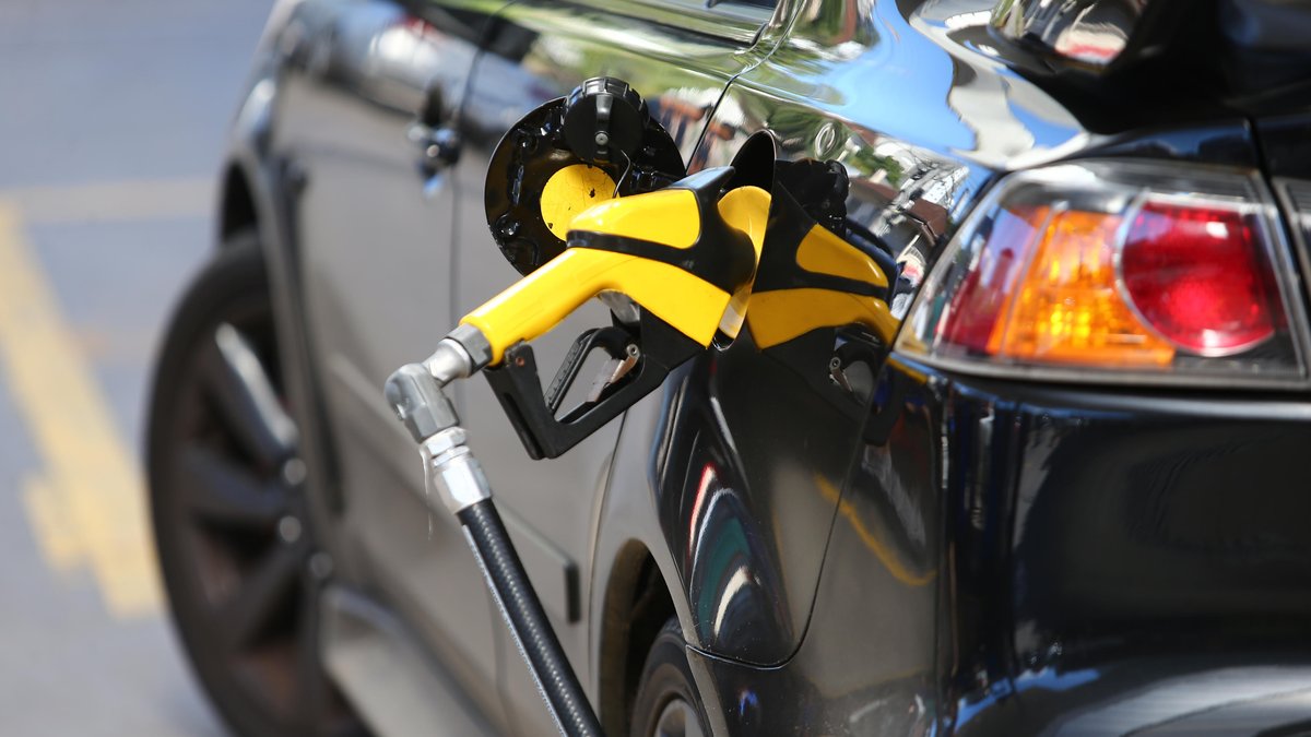 Governo cria força-tarefa para fiscalizar preços do óleo diesel