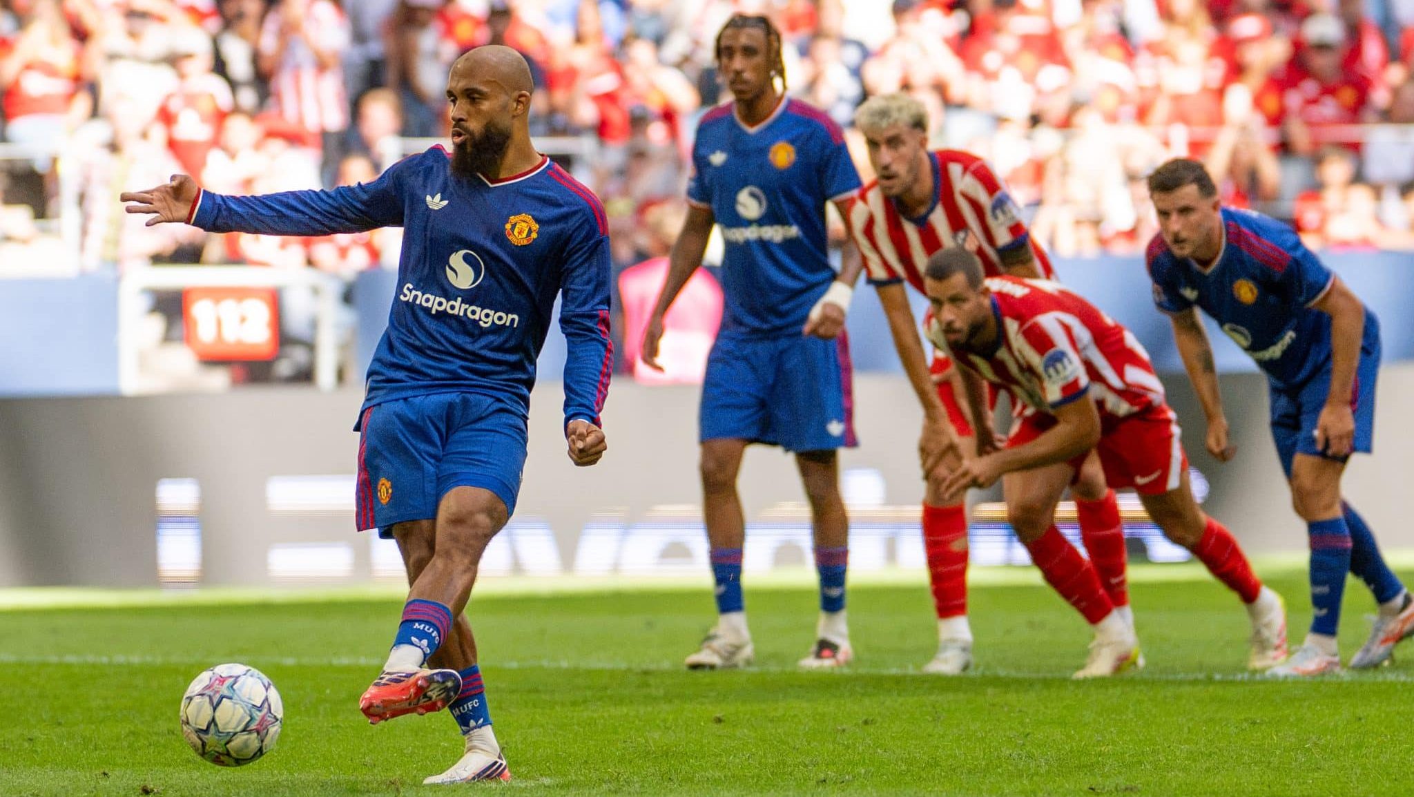 Atlético de Madrid e Manchester United se enfrentam na Champions