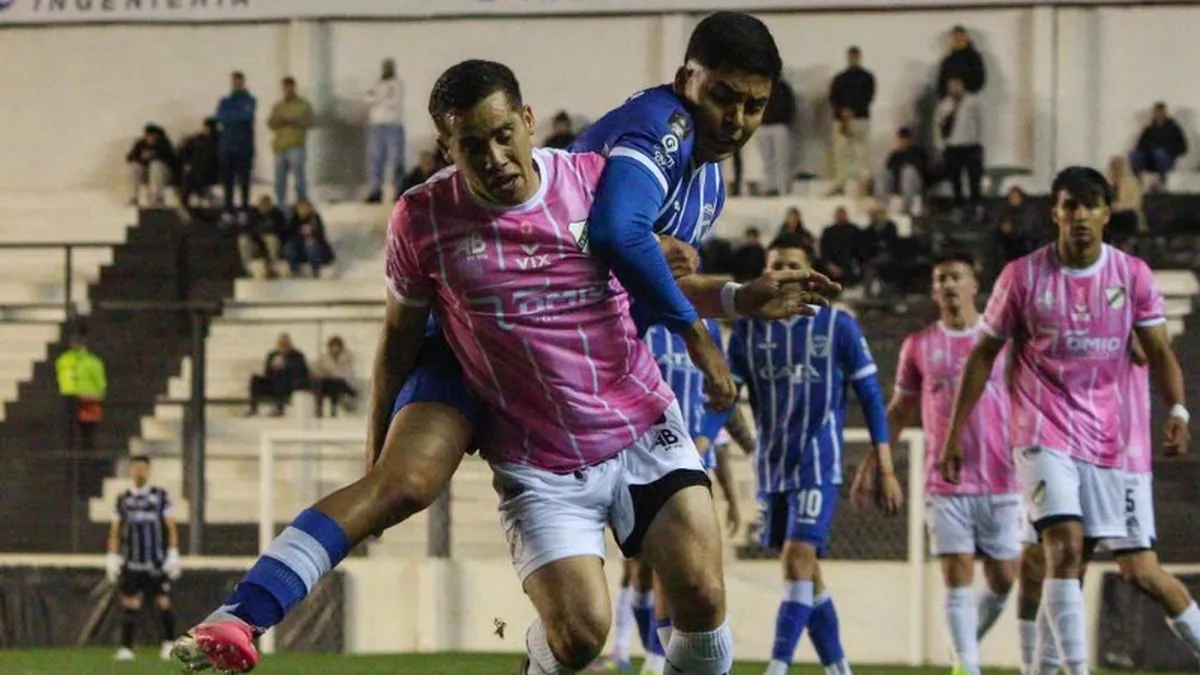 Empate de Godoy Cruz e polêmica com celular marcam a Primera Nacional