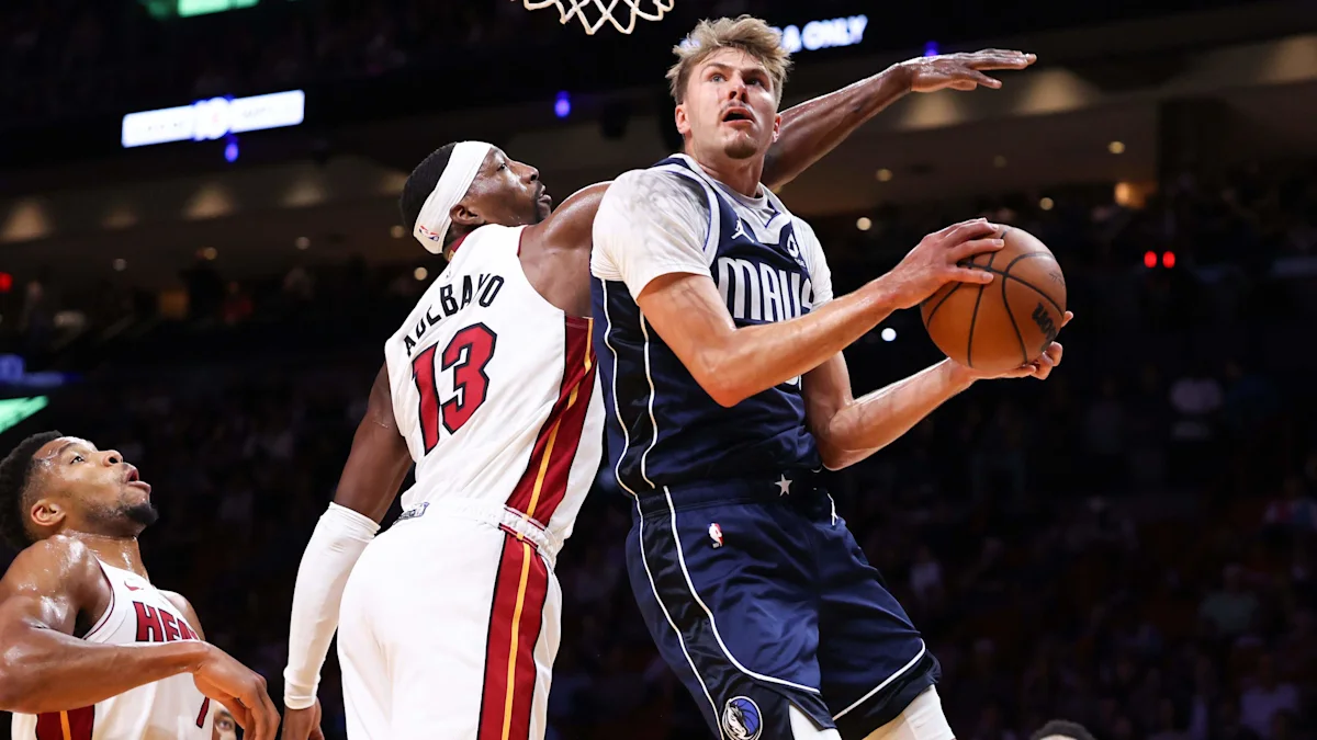 Cooper Flagg brilha no retorno aos Mavericks em vitória sobre o Heat