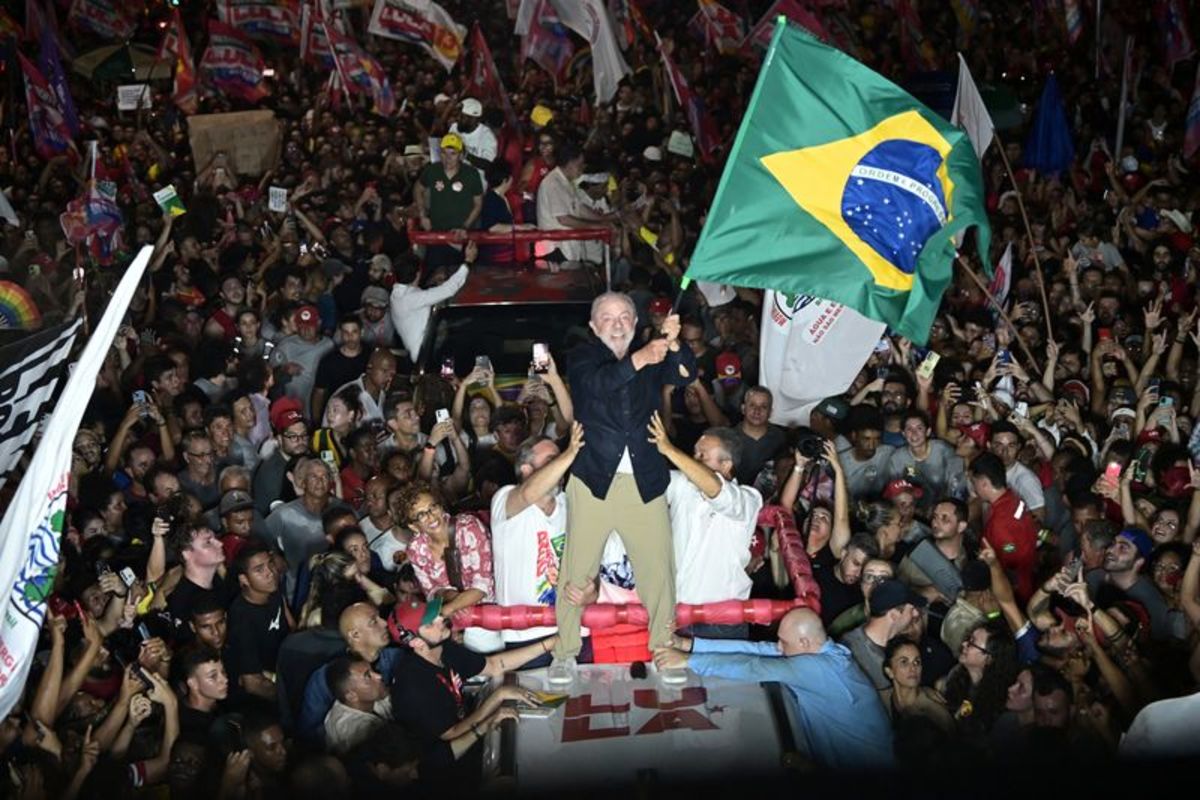 Disputa acirrada marca reta final da eleição presidencial