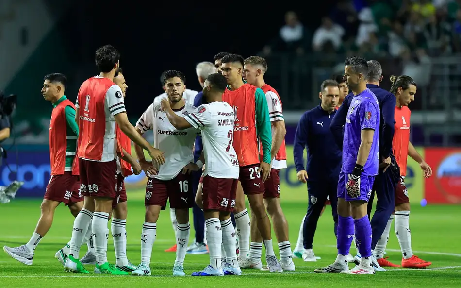 Fluminense perde para o Palmeiras e é eliminado da Libertadores