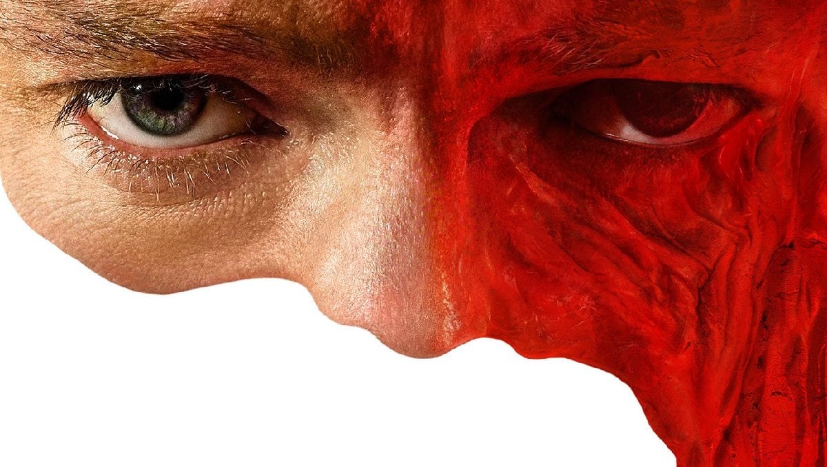 Novo filme Cara-de-Barro da DC Studios aposta no horror corporal