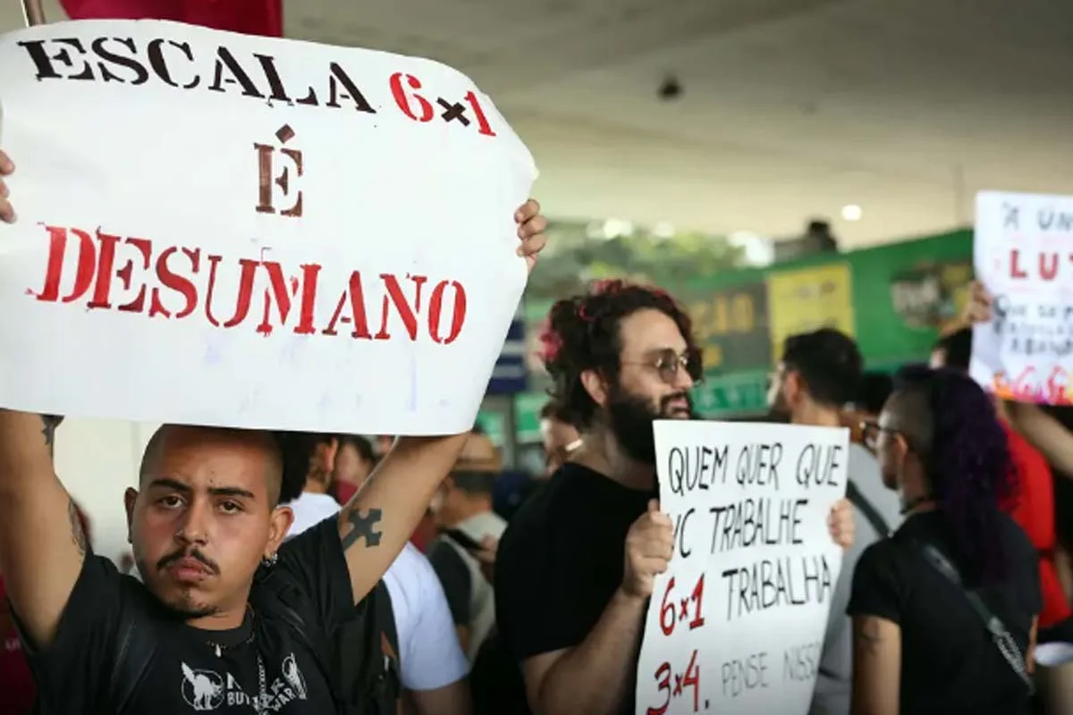 Senado aprova PEC que acaba com escala 6x1 e prevê transição