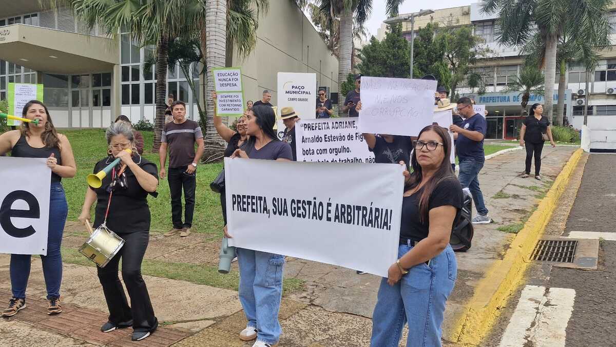 Prefeitura de Campo Grande veta projetos voltados a aposentados e educadores