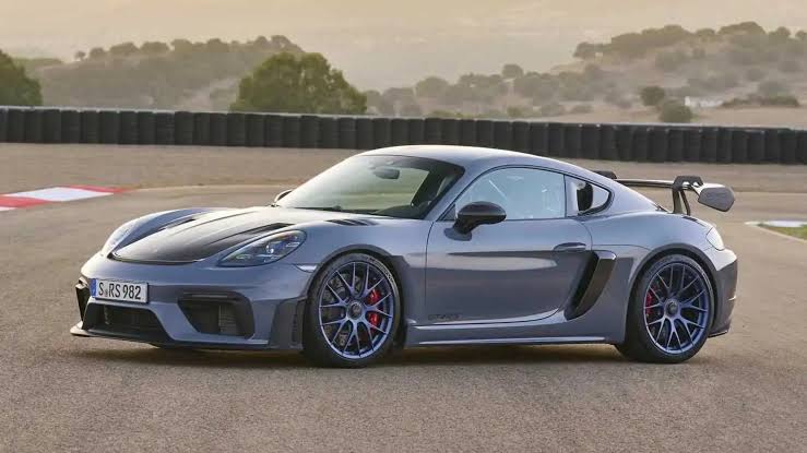 Porsche Cayman GT4 RS ganha melhorias de desempenho da Manthey
