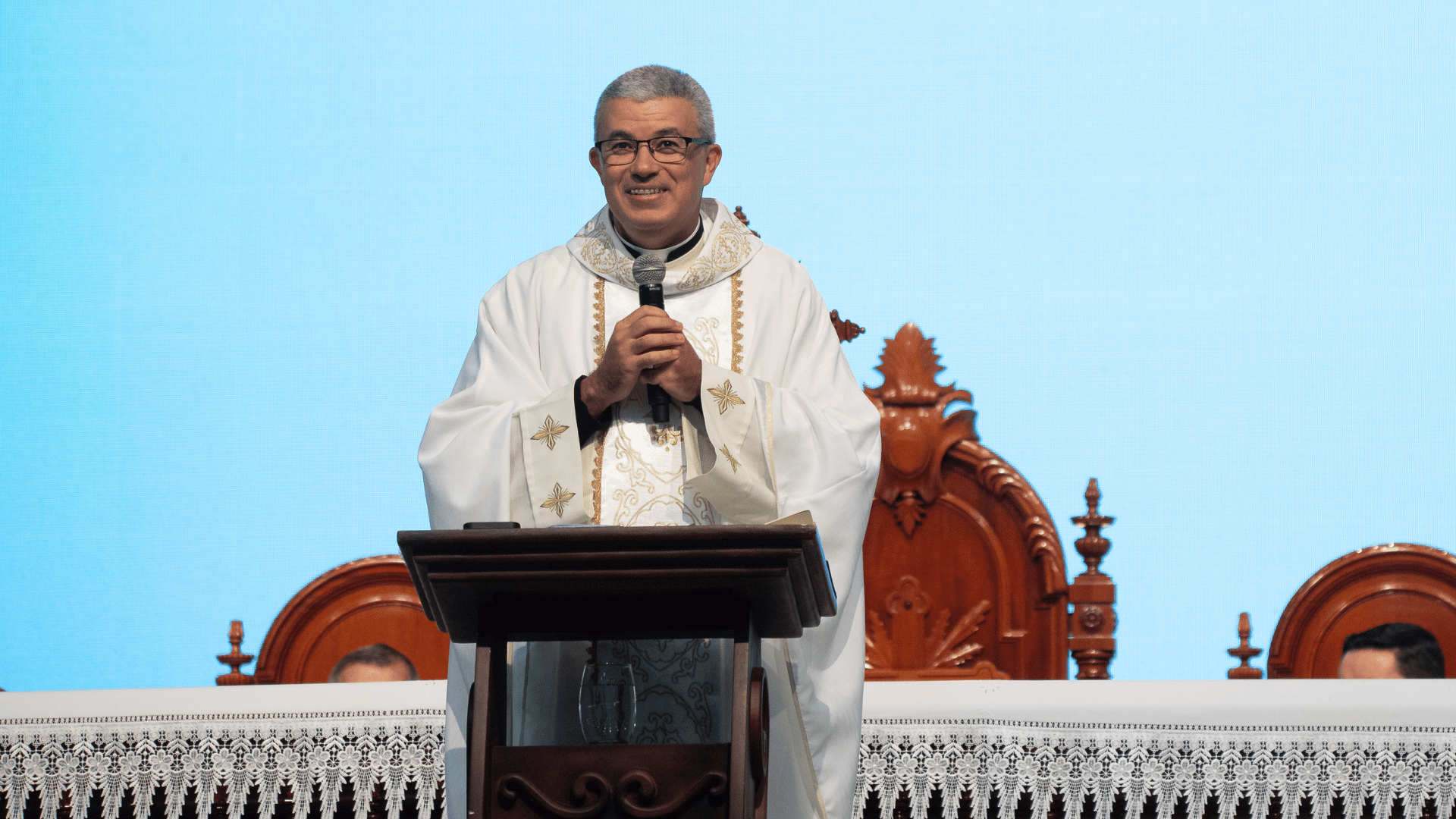 Padre Roger Luis completa 50 anos e celebra trajetória na Canção Nova