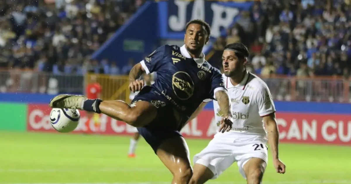 Motagua e Alajuelense empatam sem gols na semifinal da Copa Centroamericana